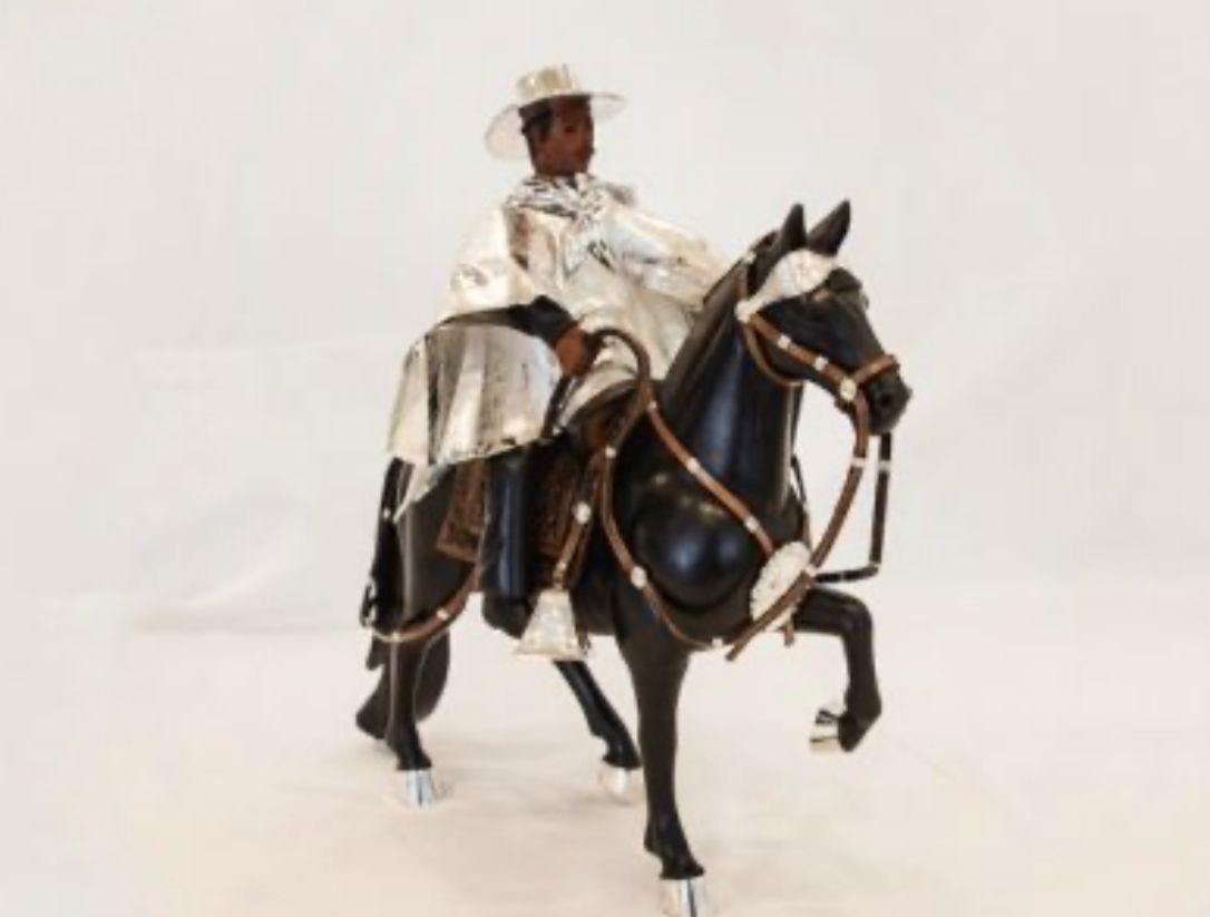 Caballo con Chalan c/ poncho de plata